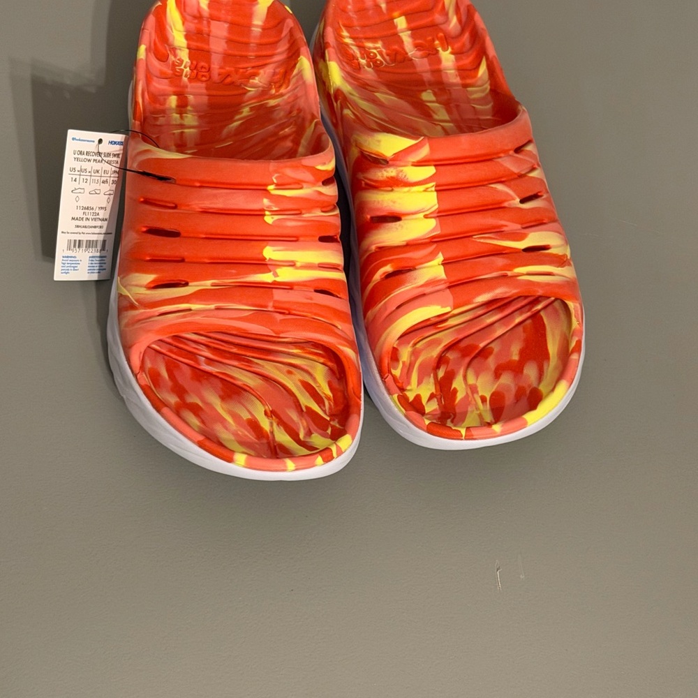 Hoka One One Ora Recovery Yellow/Pear Fiesta Slides Men’s 12 Women’s 14 - Picture 3 of 5
